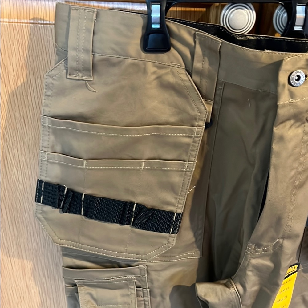 DEWALT Tradesman Work Pants - Picture 6 of 7